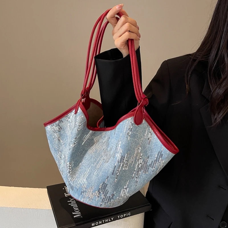 Fashion Sequin Bucket Handbag Retro Contrasting Color Denim Crossbody Bags Women's Casual Commuting Large Capacity Shoulder Bag
Fashion Sequin Bucket Handbag Retro Contrasting Color Denim Crossbody Bags Women's Casual Commuting Large Capacity Shoulder Bag
