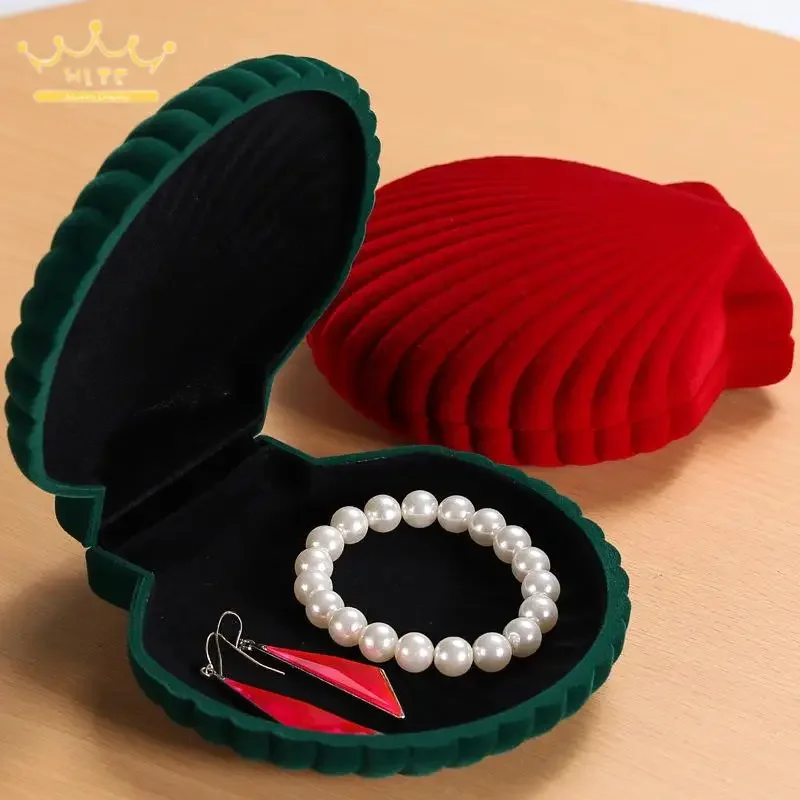 Exquisite Shell Shaped Jewelry Box Large Size 12.6*12.8Cm Festival Gift Packaging Box for Lover Couple Earring Bracelet Holder
Exquisite Shell Shaped Jewelry Box Large Size 12.6*12.8Cm Festival Gift Packaging Box for Lover Couple Earring Bracelet Holder