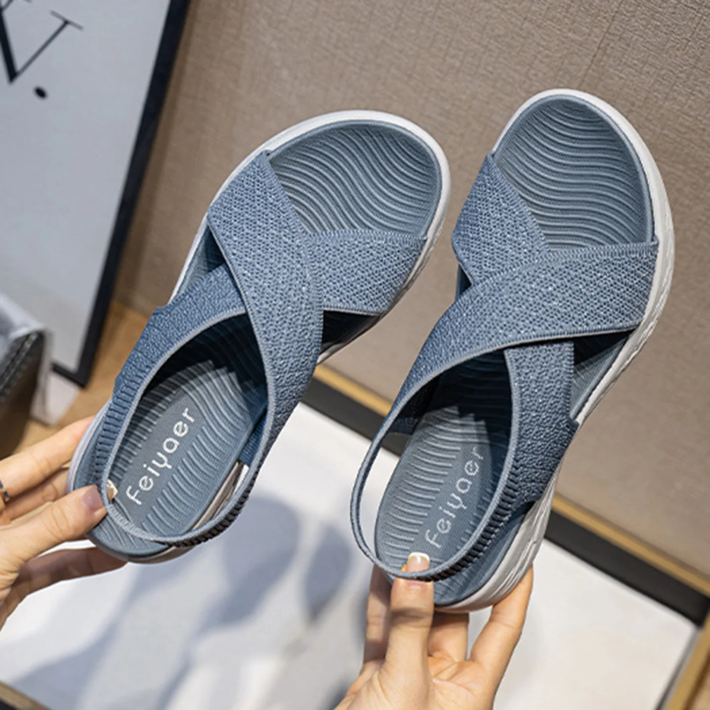 Women's Sandals 2026 Summer Comfortable Casual Sports Sandals Women Beach Wedge Sandals Women's Mesh Knitted Comfortable Sandals
Women's Sandals 2026 Summer Comfortable Casual Sports Sandals Women Beach Wedge Sandals Women's Mesh Knitted Comfortable Sandals