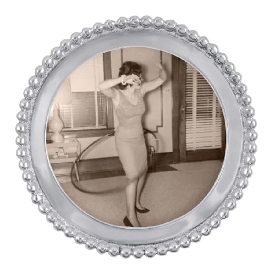 Beaded Round Frame, 2026 year
Beaded Round Frame, 2026 year