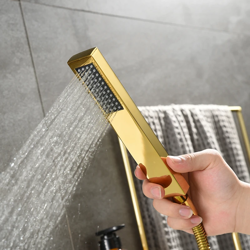 Ручная насадка для душа Brush Gold, экономия воды, черная насадка для душа с дождевой насадкой для ванной комнаты, аэратор, ручная насадка для душа высокого давления
Ручная насадка для душа Brush Gold, экономия воды, черная насадка для душа с дождевой насадкой для ванной комнаты, аэратор, ручная насадка для душа высокого давления