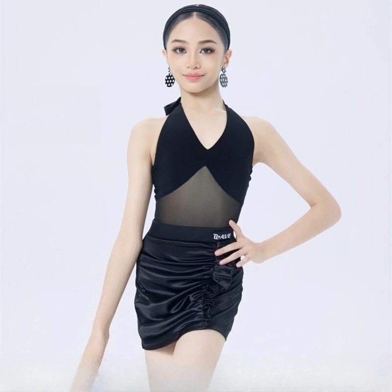 UK Latin Dance Set: Light Luxury Two-Piece Summer Practice Outfit for Children and Girls, Premium Kids Training Wear
UK Latin Dance Set: Light Luxury Two-Piece Summer Practice Outfit for Children and Girls, Premium Kids Training Wear