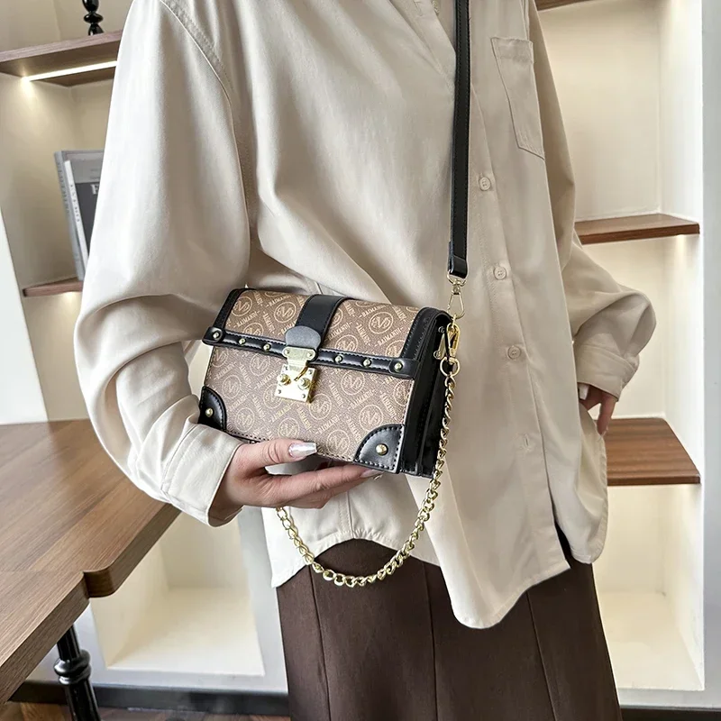 Elegant Women's Leather Crossbody Bag Luxury Designer Handbag Classic Shoulder Tote For Urban Daily Fashion
Elegant Women's Leather Crossbody Bag Luxury Designer Handbag Classic Shoulder Tote For Urban Daily Fashion