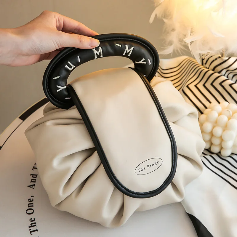 Drawstring Cosmetic Bag Travel Makeup Storage Bag Organizer Portable Toiletry MakeUp Pouch Large Capacity Beauty Cosmetic Bag
Drawstring Cosmetic Bag Travel Makeup Storage Bag Organizer Portable Toiletry MakeUp Pouch Large Capacity Beauty Cosmetic Bag