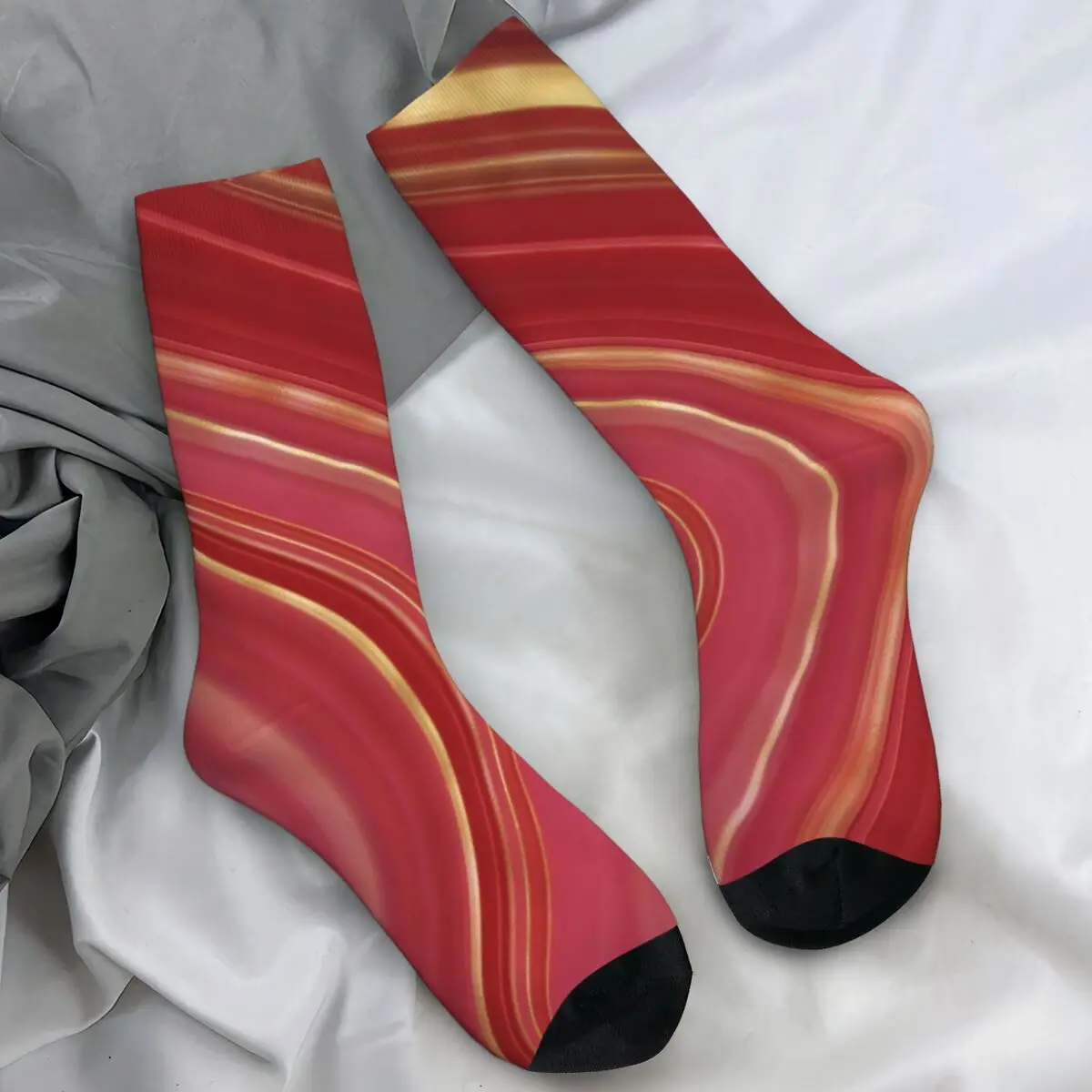 Носки с мраморным принтом, зимние красные и золотые чулки, готические мужские качественные носки для взрослых, дизайнерские нескользящие носки для велоспорта
Носки с мраморным принтом, зимние красные и золотые чулки, готические мужские качественные носки для взрослых, дизайнерские нескользящие носки для велоспорта