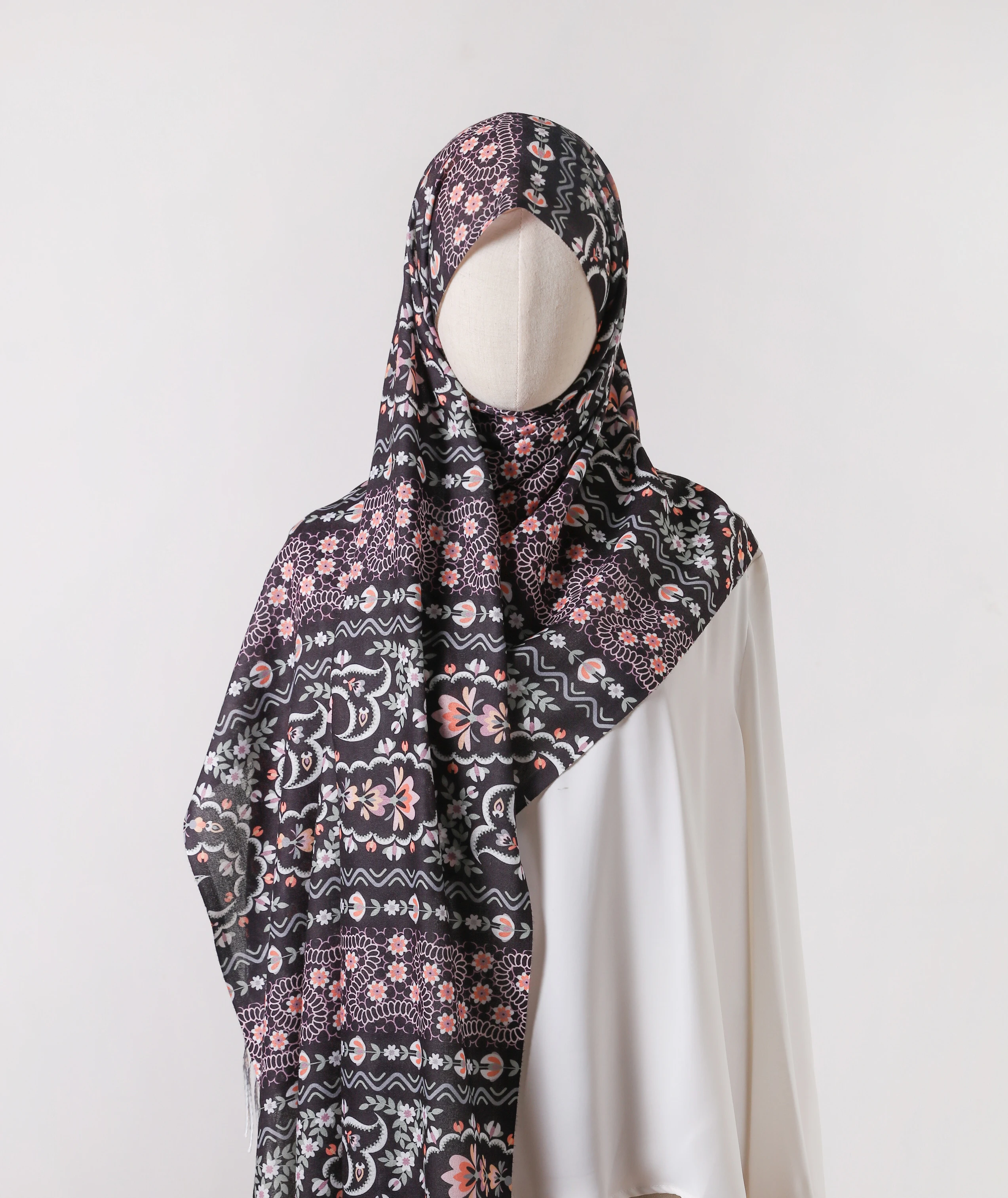 Fashion High Quality Wrap Floral Printed Chiffon Scarf For Muslim Womem Chiffon Hijab Fashion Ladies Elegant Long Scarves Wraps
Fashion High Quality Wrap Floral Printed Chiffon Scarf For Muslim Womem Chiffon Hijab Fashion Ladies Elegant Long Scarves Wraps