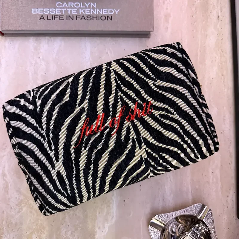 Personalized Embroidery Name Leopard Print Cosmetic Bag Zipper Makeup Bag Wedding Gifts Women Bride's Bridesmaid Travel Bag
Personalized Embroidery Name Leopard Print Cosmetic Bag Zipper Makeup Bag Wedding Gifts Women Bride's Bridesmaid Travel Bag