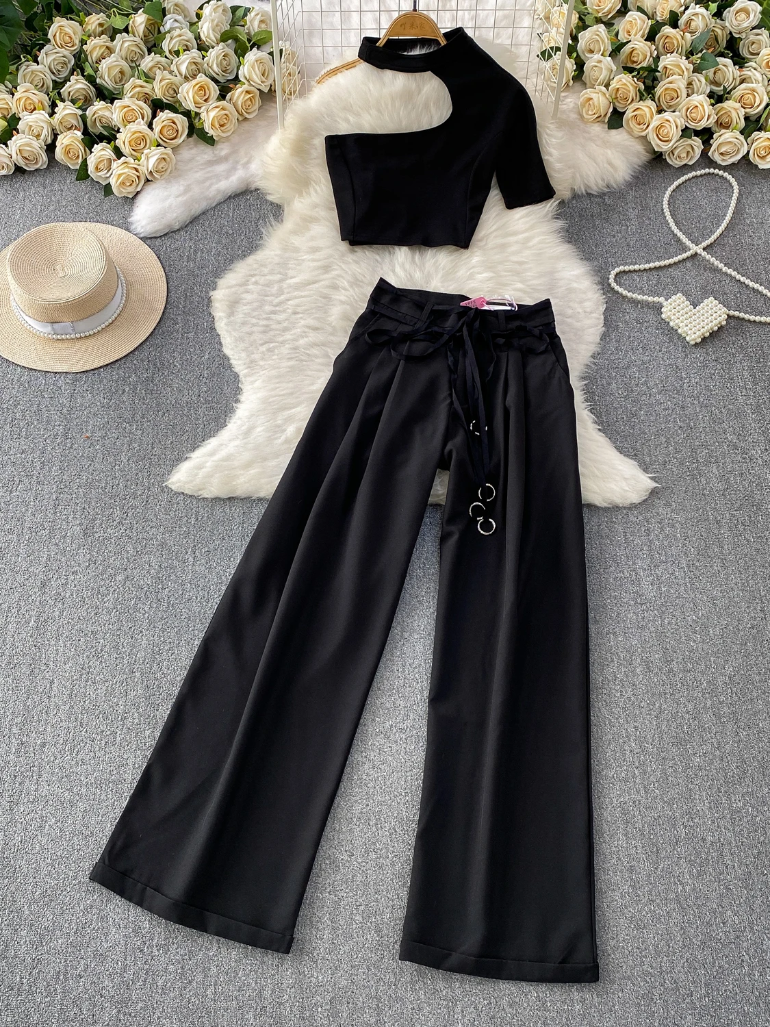 Sexy Spicy Girl Hollow out Short Sleeve T-Shirt High Waist Slimming Pants Two Piece Set for Young Women Summer Casual Wear
Sexy Spicy Girl Hollow out Short Sleeve T-Shirt High Waist Slimming Pants Two Piece Set for Young Women Summer Casual Wear