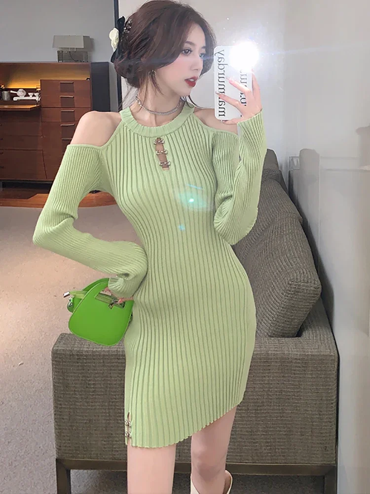 Autumn Winter Green Knitted Short Sweater Dress Korean Fashion Chic Off Shoulder Sexy Dress for Women 2024 Elegant Bodycon Dress
Autumn Winter Green Knitted Short Sweater Dress Korean Fashion Chic Off Shoulder Sexy Dress for Women 2024 Elegant Bodycon Dress