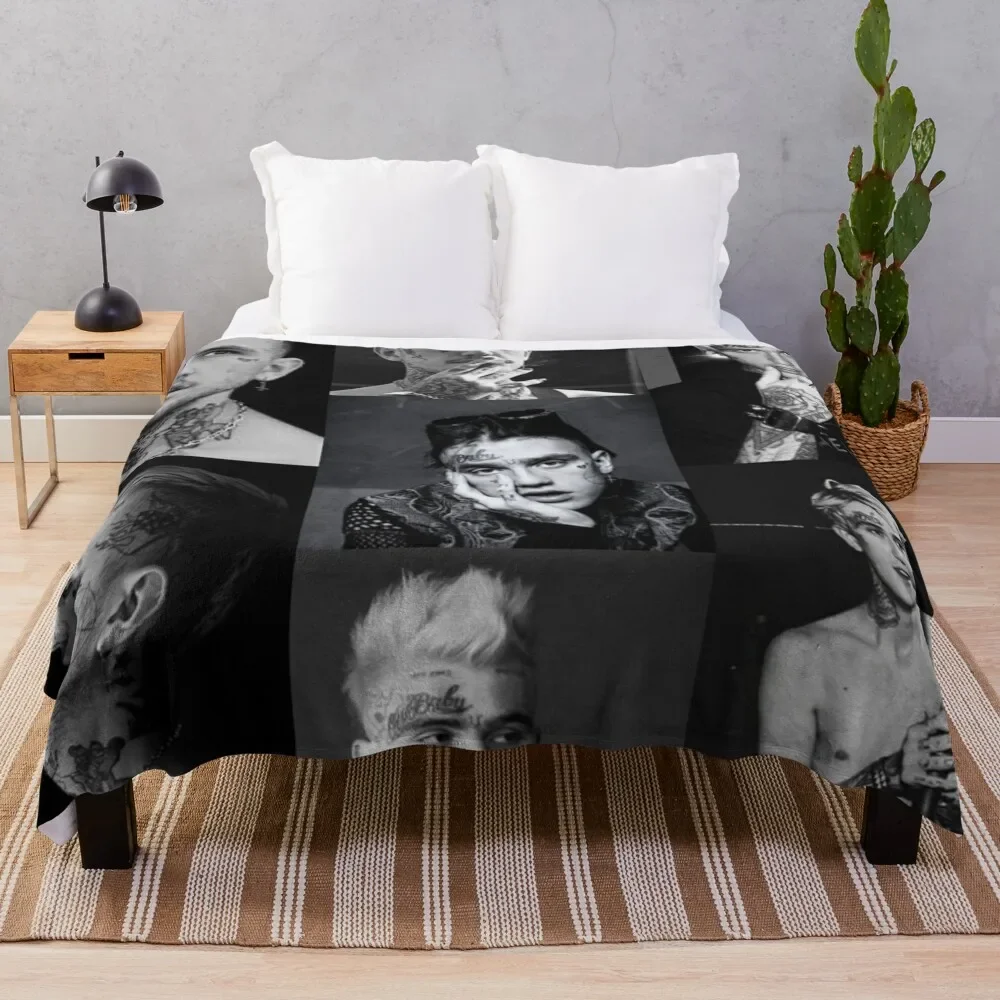 Peep black and white collage Throw Blanket Plush Fuzzy Cozy Blanket for Couch Sofa
Peep black and white collage Throw Blanket Plush Fuzzy Cozy Blanket for Couch Sofa