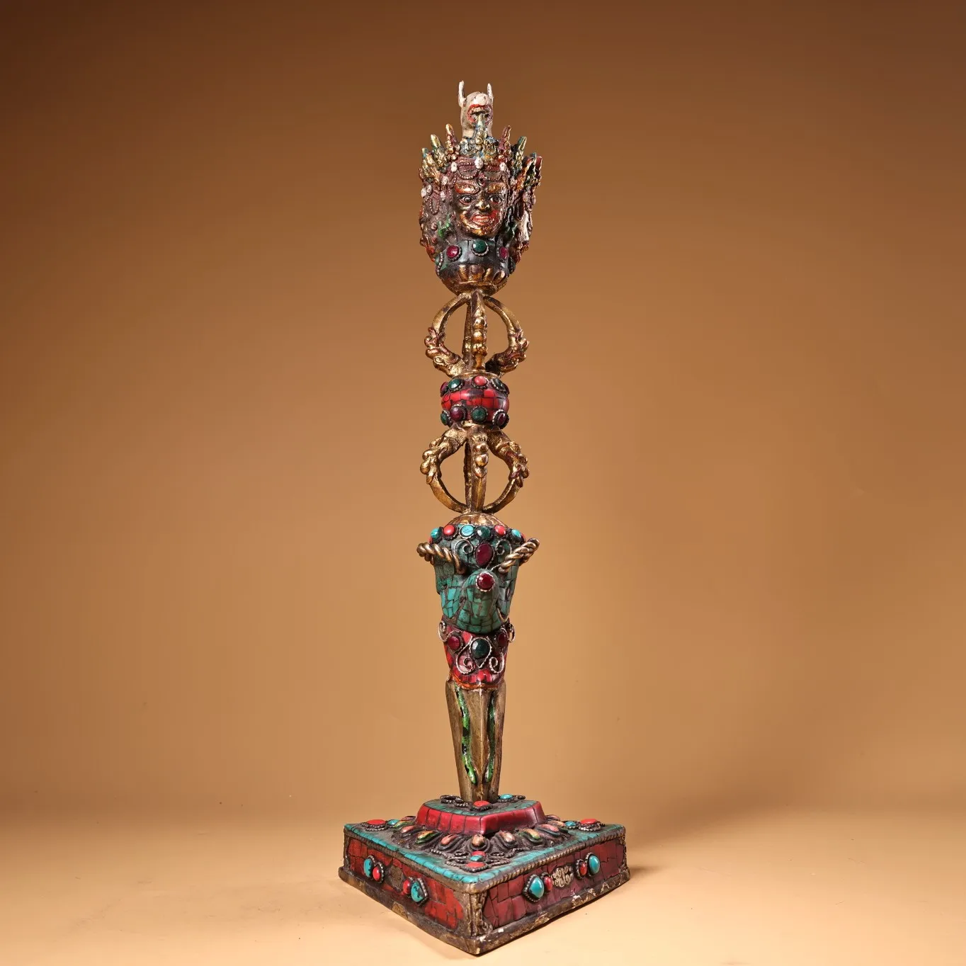 16"Tibetan Temple Collection Old Bronze Outline in gold Painted Mosaic Gem Turquoise Hayagriva Dorje Vajra Phurpa Worship Hall
16"Tibetan Temple Collection Old Bronze Outline in gold Painted Mosaic Gem Turquoise Hayagriva Dorje Vajra Phurpa Worship Hall