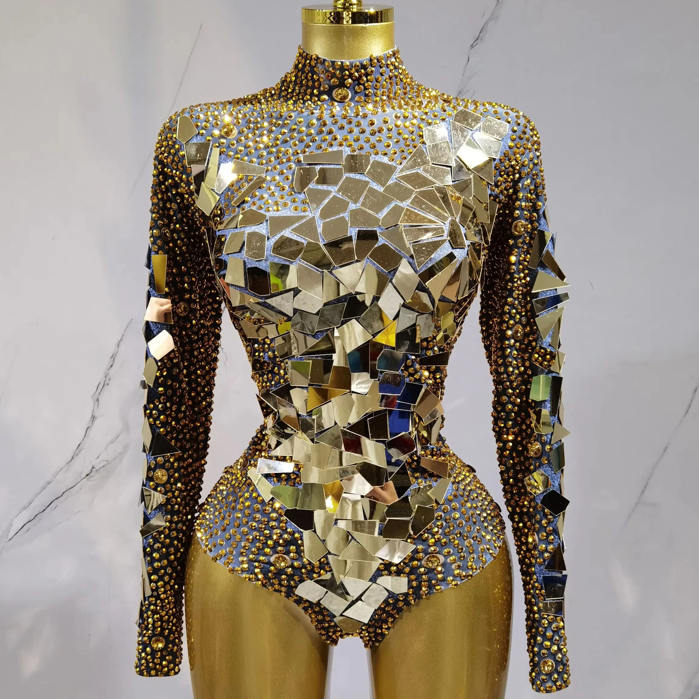 Nightclub bar female singer DJ guest long-sleeved diamond sequined one-piece gold bottle performance costume
Nightclub bar female singer DJ guest long-sleeved diamond sequined one-piece gold bottle performance costume
