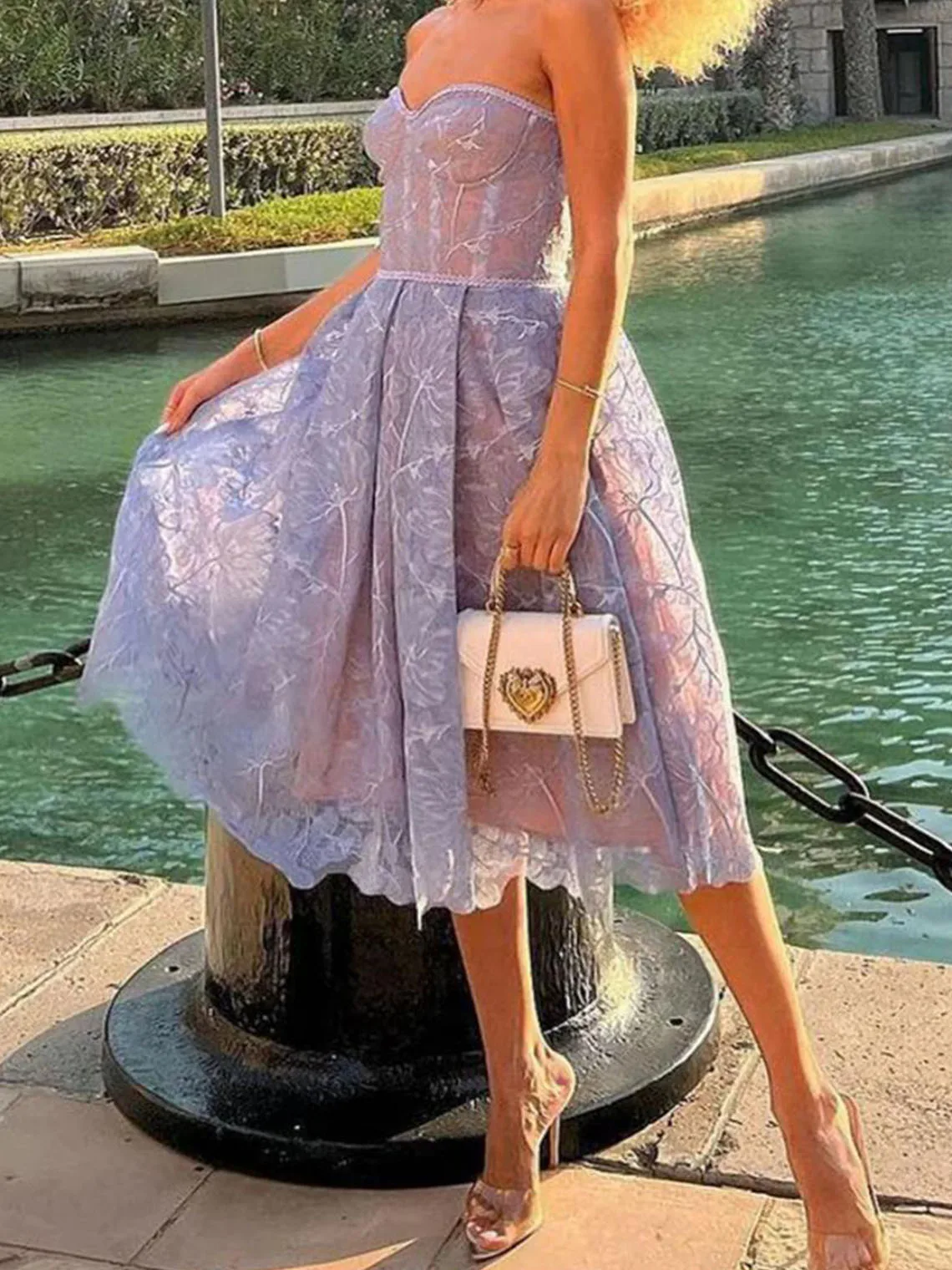 Elegant Sweet A-Line Prom Gown Sleeveless Spaghetti Strap Tulle Lace Embroidered Tea-Length Evening Dress 2025 Free Customized
Elegant Sweet A-Line Prom Gown Sleeveless Spaghetti Strap Tulle Lace Embroidered Tea-Length Evening Dress 2025 Free Customized