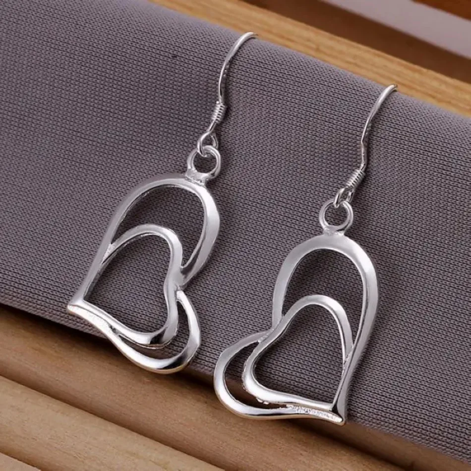 925 Sterling Silver Heart Earring Valentine Gift Elegant Noble For Women Lady Wedding Beautiful Fashion Jewelry
925 Sterling Silver Heart Earring Valentine Gift Elegant Noble For Women Lady Wedding Beautiful Fashion Jewelry
