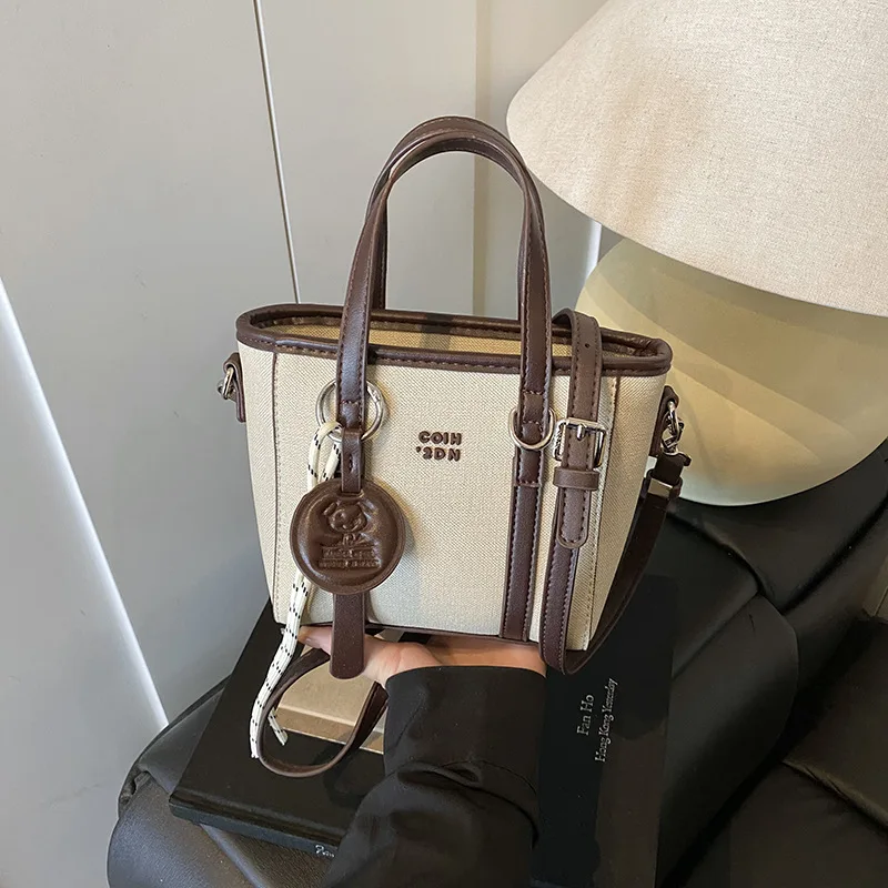 2025 New Soft Genuine Leather Bucket Bag for Women, Minimalist Crossbody Purse, Casual Shoulder Bag, Lightweight & Stylish
2025 New Soft Genuine Leather Bucket Bag for Women, Minimalist Crossbody Purse, Casual Shoulder Bag, Lightweight & Stylish