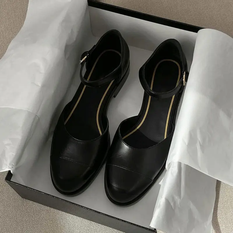 Sheepskin version~One button genuine leather Mary Jane single shoe women's summer side hollow toe thick heel sandals
Sheepskin version~One button genuine leather Mary Jane single shoe women's summer side hollow toe thick heel sandals
