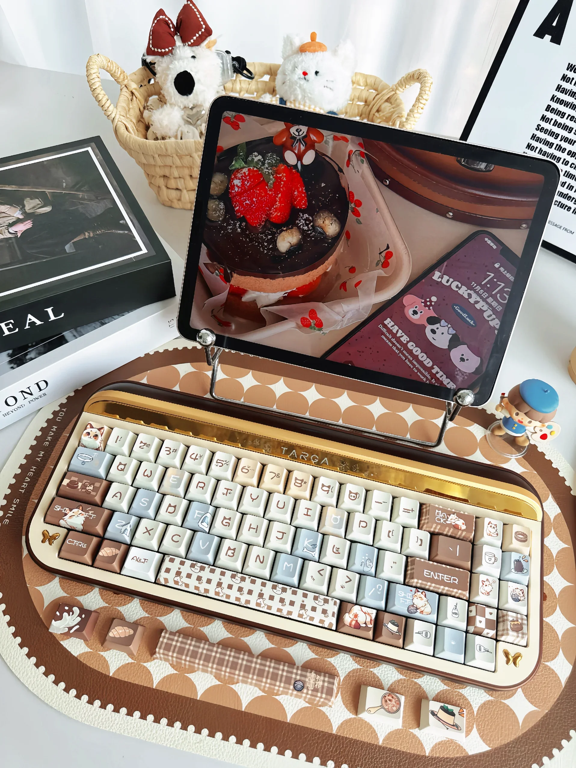Coffee cloth cat keycap coffee chocolate ragdoll cat cute original eoa milk coffee color five-sided hot sublimation PBT
Coffee cloth cat keycap coffee chocolate ragdoll cat cute original eoa milk coffee color five-sided hot sublimation PBT