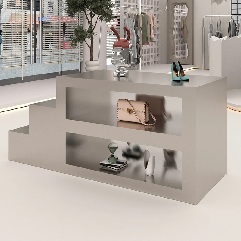 Clothing store, Nakajima Taiwan, flowing water platform, stainless steel wire drawing display table, display table in the middle
Clothing store, Nakajima Taiwan, flowing water platform, stainless steel wire drawing display table, display table in the middle