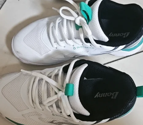 Модные простые туфли для бадминтона унисекс, разработанные с точной обернутой липкой резиновой подошвой, нескользящей и износостойкой спортивной ш
Модные простые туфли для бадминтона унисекс, разработанные с точной обернутой липкой резиновой подошвой, нескользящей и износостойкой спортивной ш