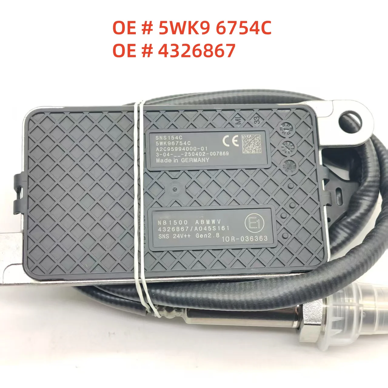 High Quality 5WK96754C 4326867 5WK96754B 2897314 2872949 Nox Sensor Nitrogen Oxide Sensor For Cummins Truck
High Quality 5WK96754C 4326867 5WK96754B 2897314 2872949 Nox Sensor Nitrogen Oxide Sensor For Cummins Truck