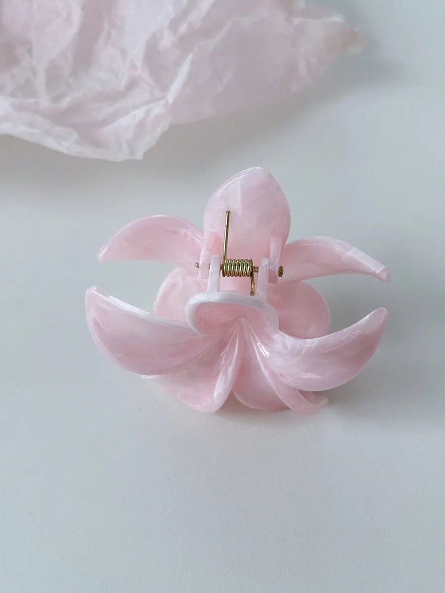 Pearlescent Plumeria Flower Hair Claw Clip For Women Lightweight Plastic Hair Accessory
Pearlescent Plumeria Flower Hair Claw Clip For Women Lightweight Plastic Hair Accessory