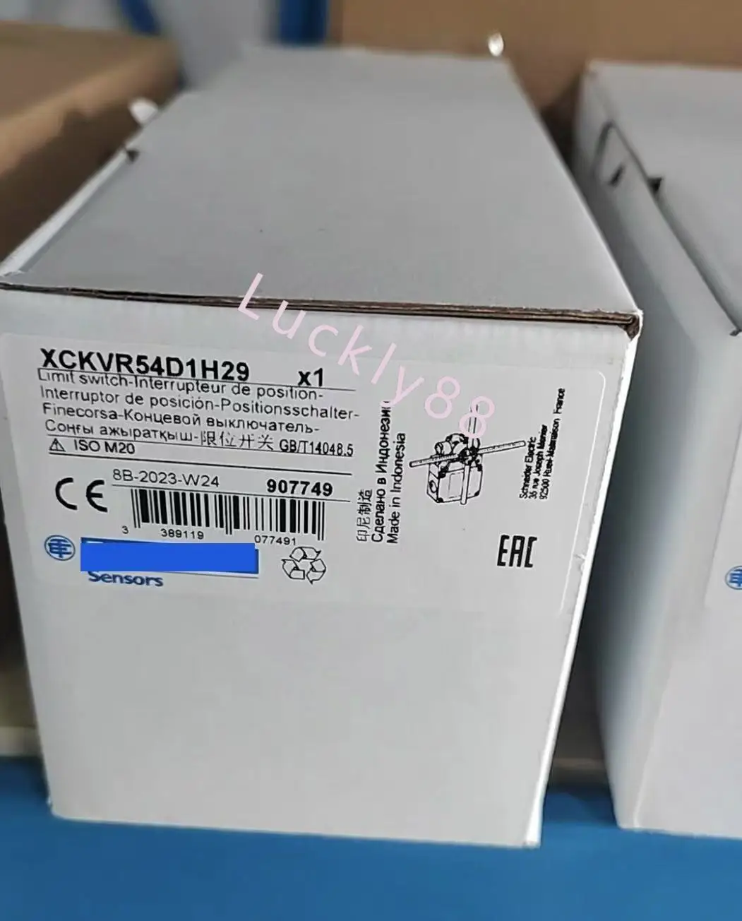 Совершенно новый оригинальный XCKMR54D1H29 XCKJ10513H29 XCKM121H29 ZCKJ1H29 ZCKE08
Совершенно новый оригинальный XCKMR54D1H29 XCKJ10513H29 XCKM121H29 ZCKJ1H29 ZCKE08