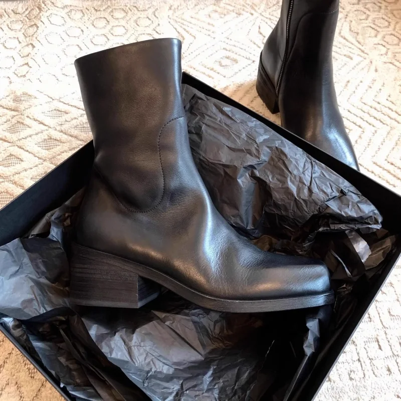 Trendy Women Boots Leather Shoes Square Toe Chunky Heel Botas Retro Back Zipper Ankle Boots
Trendy Women Boots Leather Shoes Square Toe Chunky Heel Botas Retro Back Zipper Ankle Boots