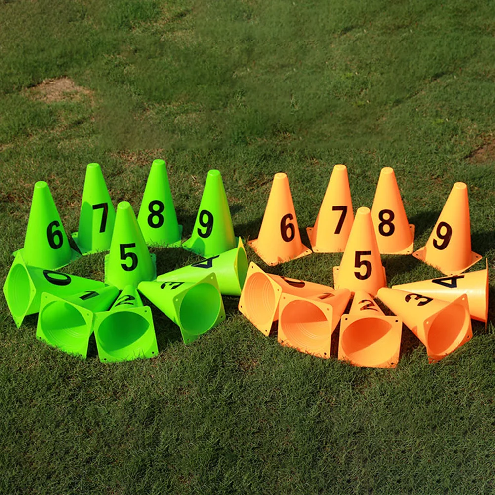 1 set Practical Football Training Cones High Quality PE Material Reusable Waterproof Sign Buckets Sports Equipment Marker Discs
1 set Practical Football Training Cones High Quality PE Material Reusable Waterproof Sign Buckets Sports Equipment Marker Discs