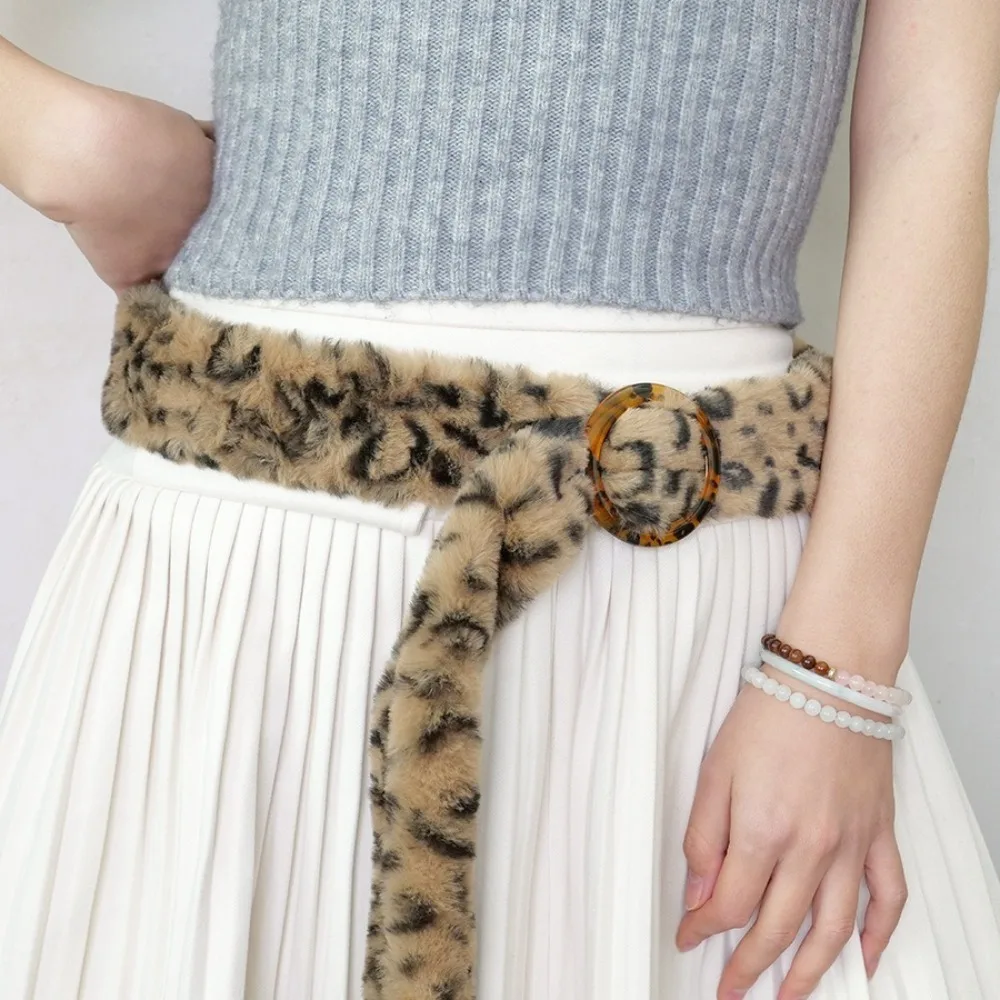 Furry Leopard Print Plush Belt Jeans Decor Y2K Plush Tassels Waistband Harajuku Resin Buckle Jazz Dance Costumes Accessory
Furry Leopard Print Plush Belt Jeans Decor Y2K Plush Tassels Waistband Harajuku Resin Buckle Jazz Dance Costumes Accessory