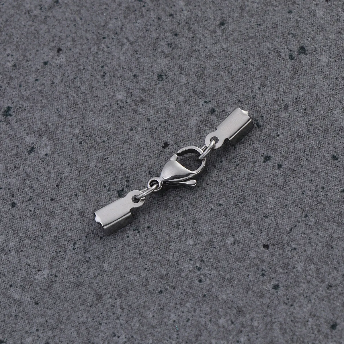 20Pcs Lobster Clasp Iron Alloy Electroplated Smooth Closure DIY Jewelry Making Pendant Necklace Bracelet Connector
20Pcs Lobster Clasp Iron Alloy Electroplated Smooth Closure DIY Jewelry Making Pendant Necklace Bracelet Connector