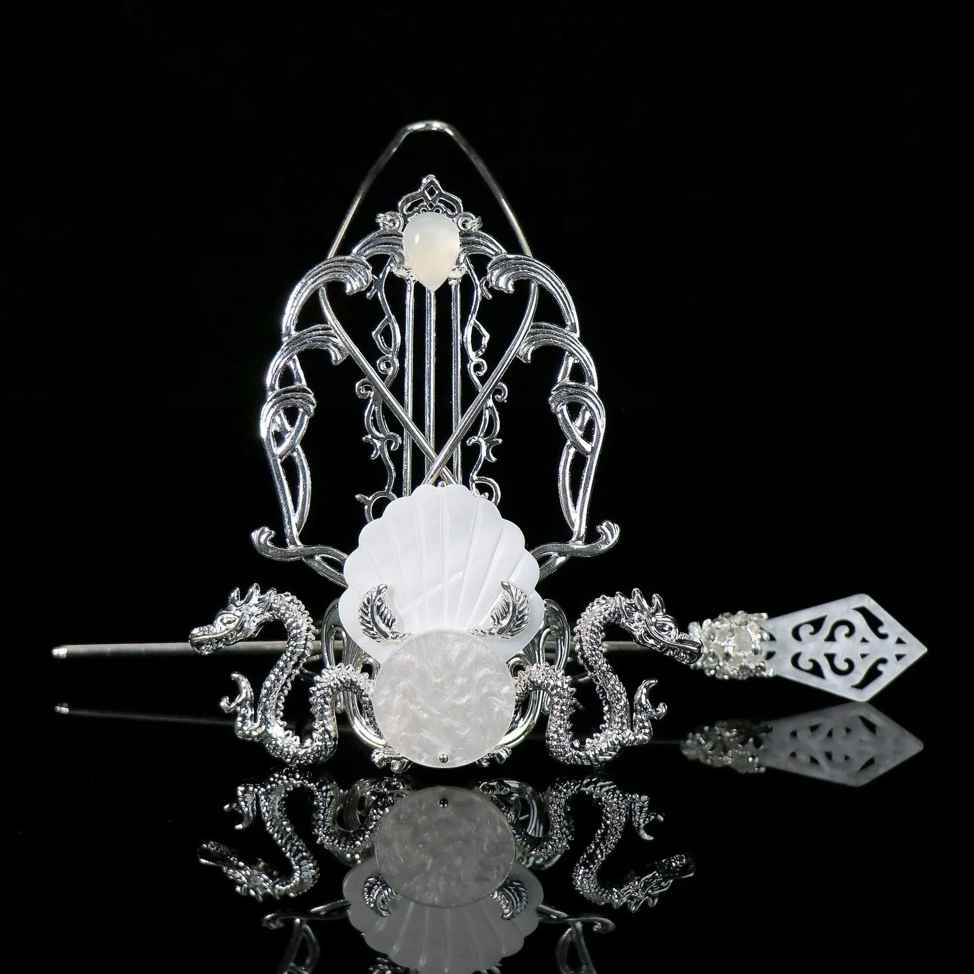 Womens Hairstick Metal Double Dragons Headwear 
Womens Hairstick Metal Double Dragons Headwear