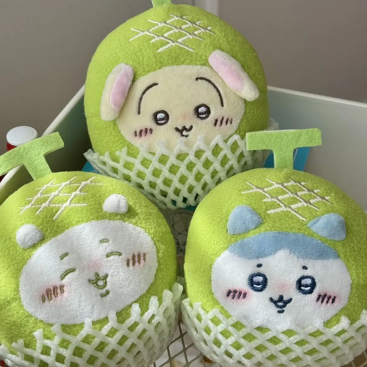 Kawaii Chiikawa Hami Melon Plush – Round Stuffed Doll Pillow, Adorable Hachiware Design, Ideal for Home Decor Lovely Gift
Kawaii Chiikawa Hami Melon Plush – Round Stuffed Doll Pillow, Adorable Hachiware Design, Ideal for Home Decor Lovely Gift