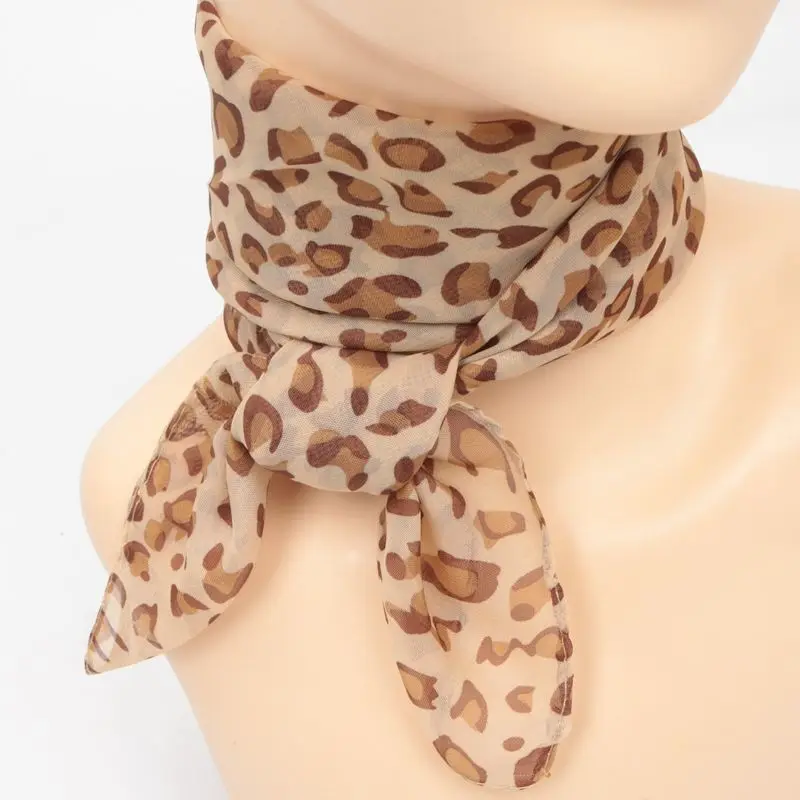 Soft Chiffon Square Scarf Versatile Fashion Accessory Women's Neck Protection Decorative Silk Square Shawl for Ladies
Soft Chiffon Square Scarf Versatile Fashion Accessory Women's Neck Protection Decorative Silk Square Shawl for Ladies