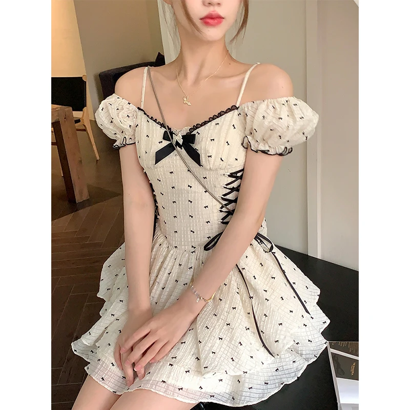Summer Korean Fashion Lace Fairy Dress Women Square Collar Princess Kawaii Floral Print Dress Female Bandage Sweet Dresses 2023
Summer Korean Fashion Lace Fairy Dress Women Square Collar Princess Kawaii Floral Print Dress Female Bandage Sweet Dresses 2023