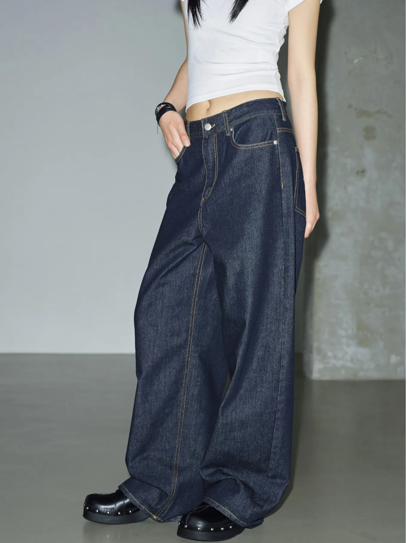 Retro High Waist Loose Wide Leg Denim Jeans Women's Embroidered Trousers Chic Street Sle Spring Autumn Seasonal Faion
Retro High Waist Loose Wide Leg Denim Jeans Women's Embroidered Trousers Chic Street Sle Spring Autumn Seasonal Faion