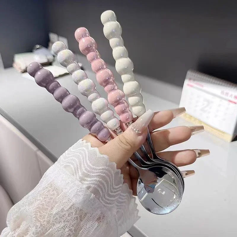 1PCS Pearl Handle Spoon Stainless Steel Stirring Spoons Party Cutlery Gadgets Ice Cream Cake Dessert Spoon Bar Kitchen Access
1PCS Pearl Handle Spoon Stainless Steel Stirring Spoons Party Cutlery Gadgets Ice Cream Cake Dessert Spoon Bar Kitchen Access