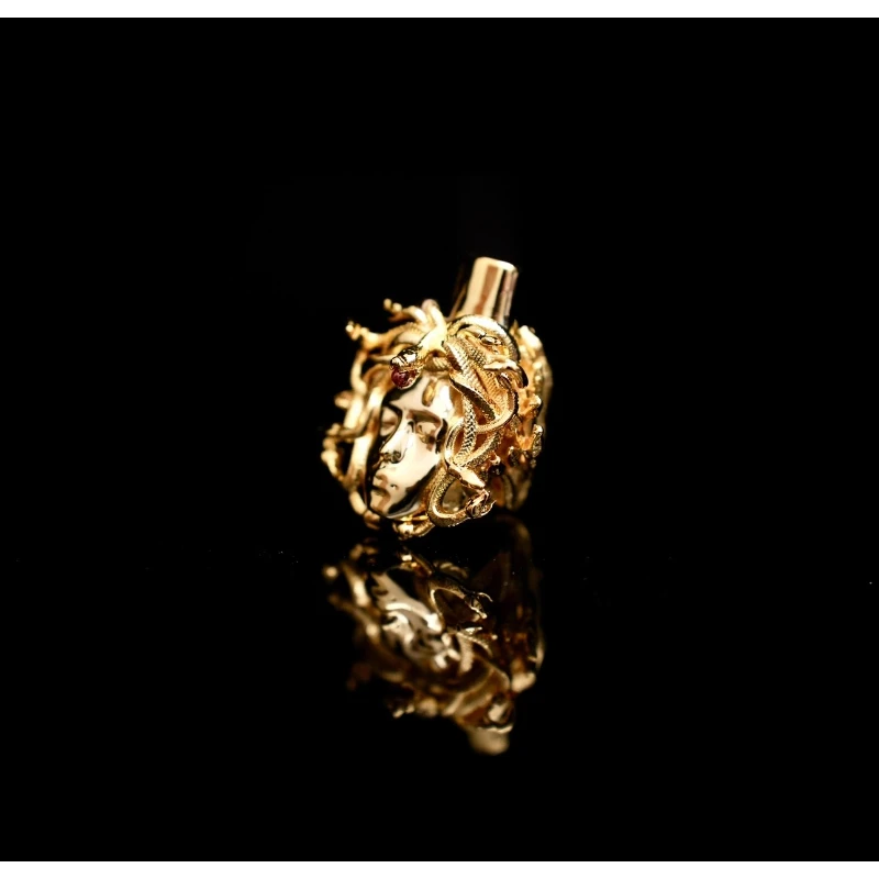 Hookah Medusa cigarette holder plated 18K pure hand polished hookah tips
Hookah Medusa cigarette holder plated 18K pure hand polished hookah tips