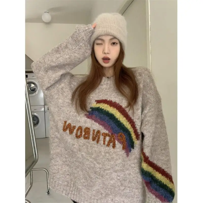 Korean Style Personalized Rainbow Letter Loose Soft Waxy Sweater for Women Winter 2024 New Slim Long-sleeved Sweater Tops
Korean Style Personalized Rainbow Letter Loose Soft Waxy Sweater for Women Winter 2024 New Slim Long-sleeved Sweater Tops