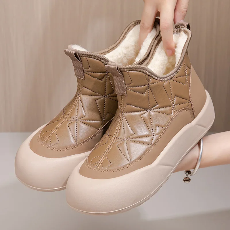 Women Cotton Shoes Winter Warm Women's Boots Fashionable Sexy Women's Shoes Winter Gladiator Pumps Snow Boots Mujer
Women Cotton Shoes Winter Warm Women's Boots Fashionable Sexy Women's Shoes Winter Gladiator Pumps Snow Boots Mujer