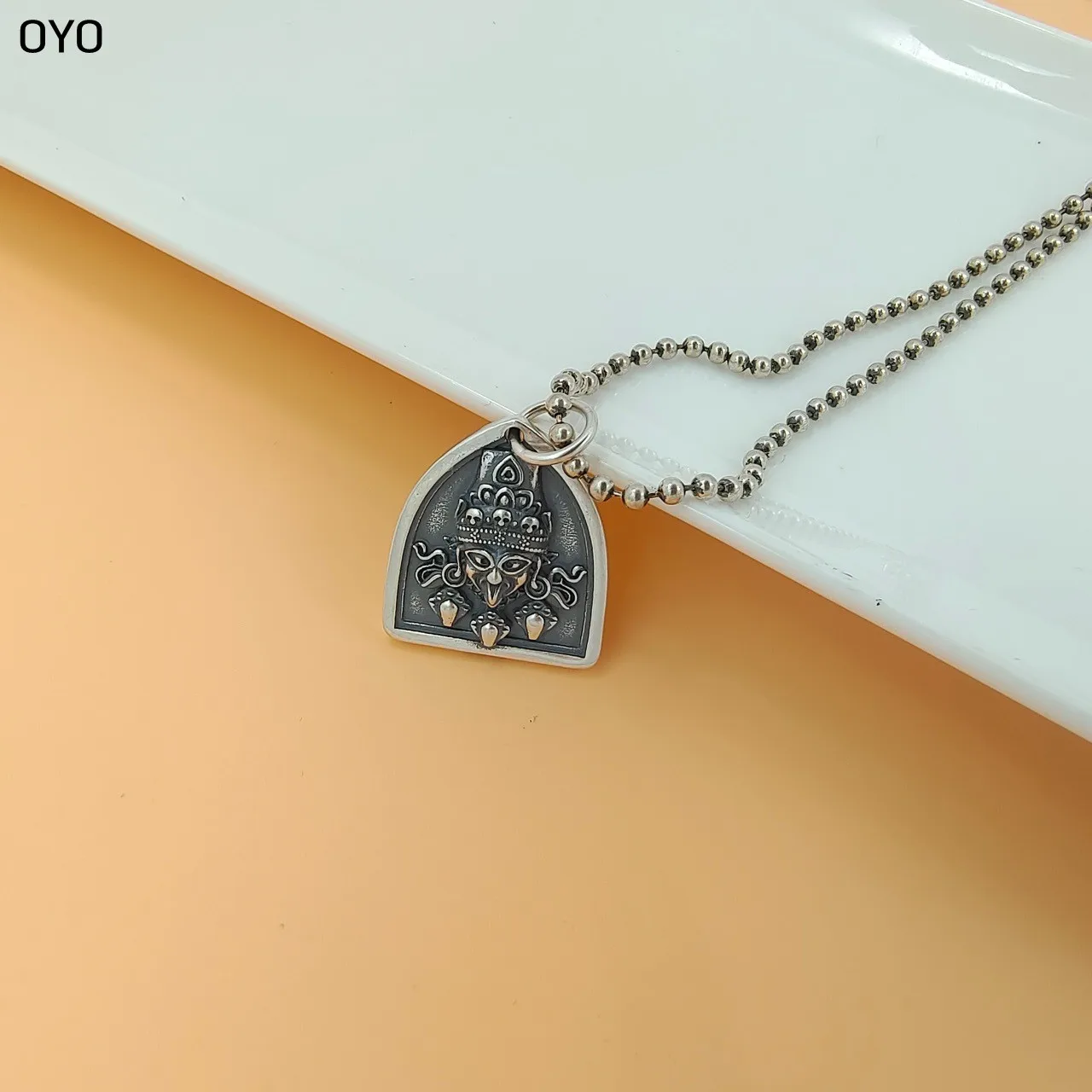 Кулон из серебра 100% пробы с матовым тибетским замком, универсальный для мужчин и женщин
Кулон из серебра 100% пробы с матовым тибетским замком, универсальный для мужчин и женщин