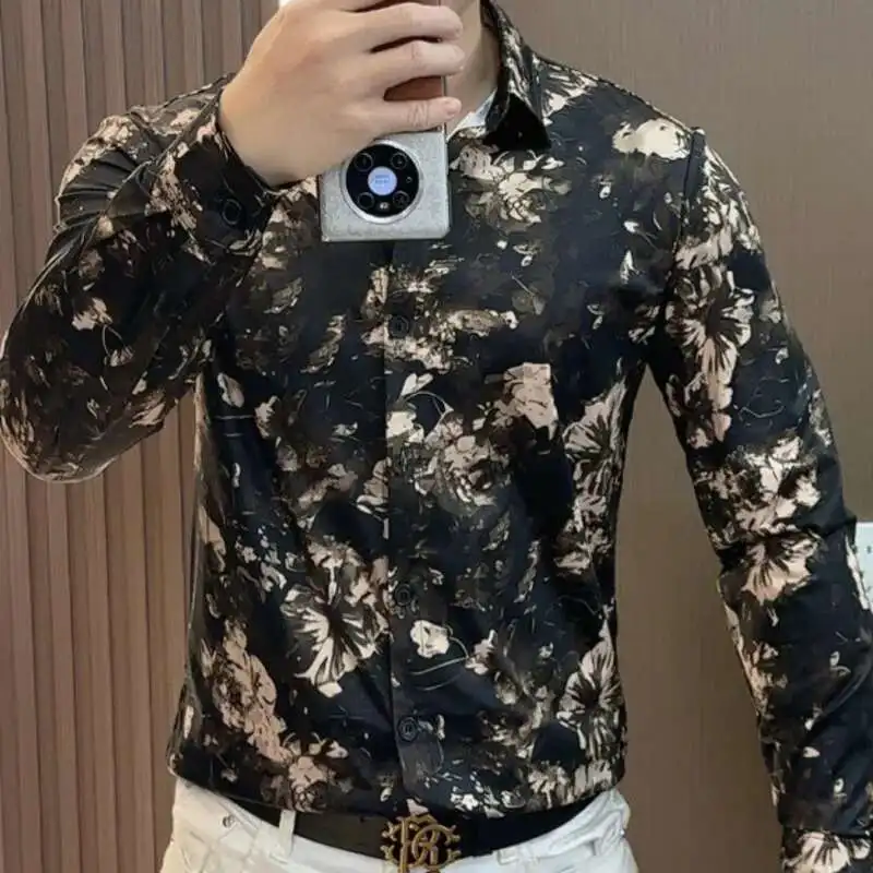 Black Gold Print Fashionable Long Sleeved New Shirt Men Korean Designer Shirt European Style Social Club Casual Retro Shirt Men
Black Gold Print Fashionable Long Sleeved New Shirt Men Korean Designer Shirt European Style Social Club Casual Retro Shirt Men
