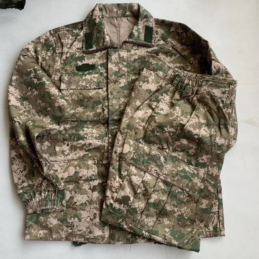 Ukrainian advance team camouflage suit men's wear resistant pure cotton training spring and autumn set
Ukrainian advance team camouflage suit men's wear resistant pure cotton training spring and autumn set