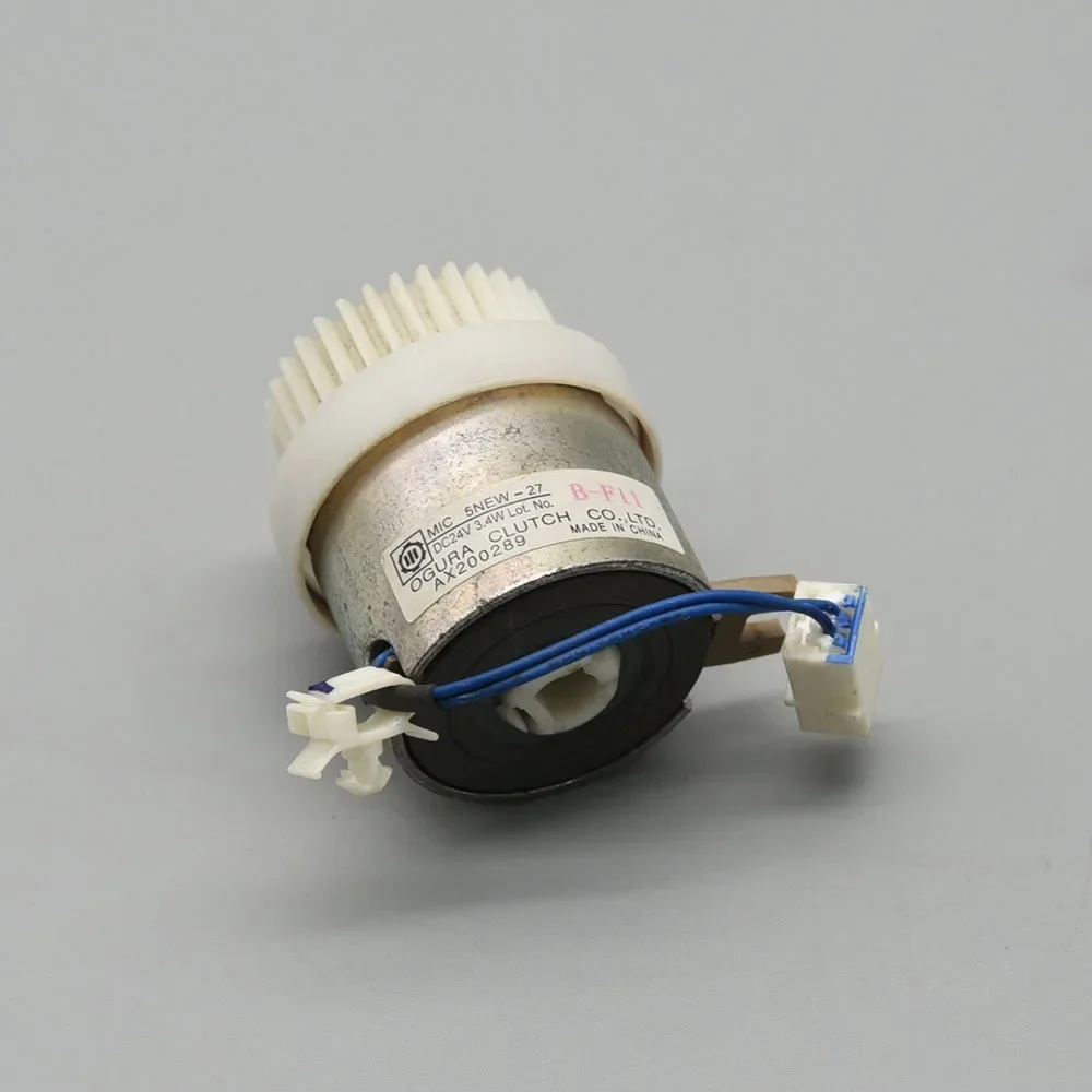 AX200289 used for Ricoh MP C2800 C3300 5000 5001 5002 C3000 C4500 C3300 C5000 Magnetic Clutch
AX200289 used for Ricoh MP C2800 C3300 5000 5001 5002 C3000 C4500 C3300 C5000 Magnetic Clutch