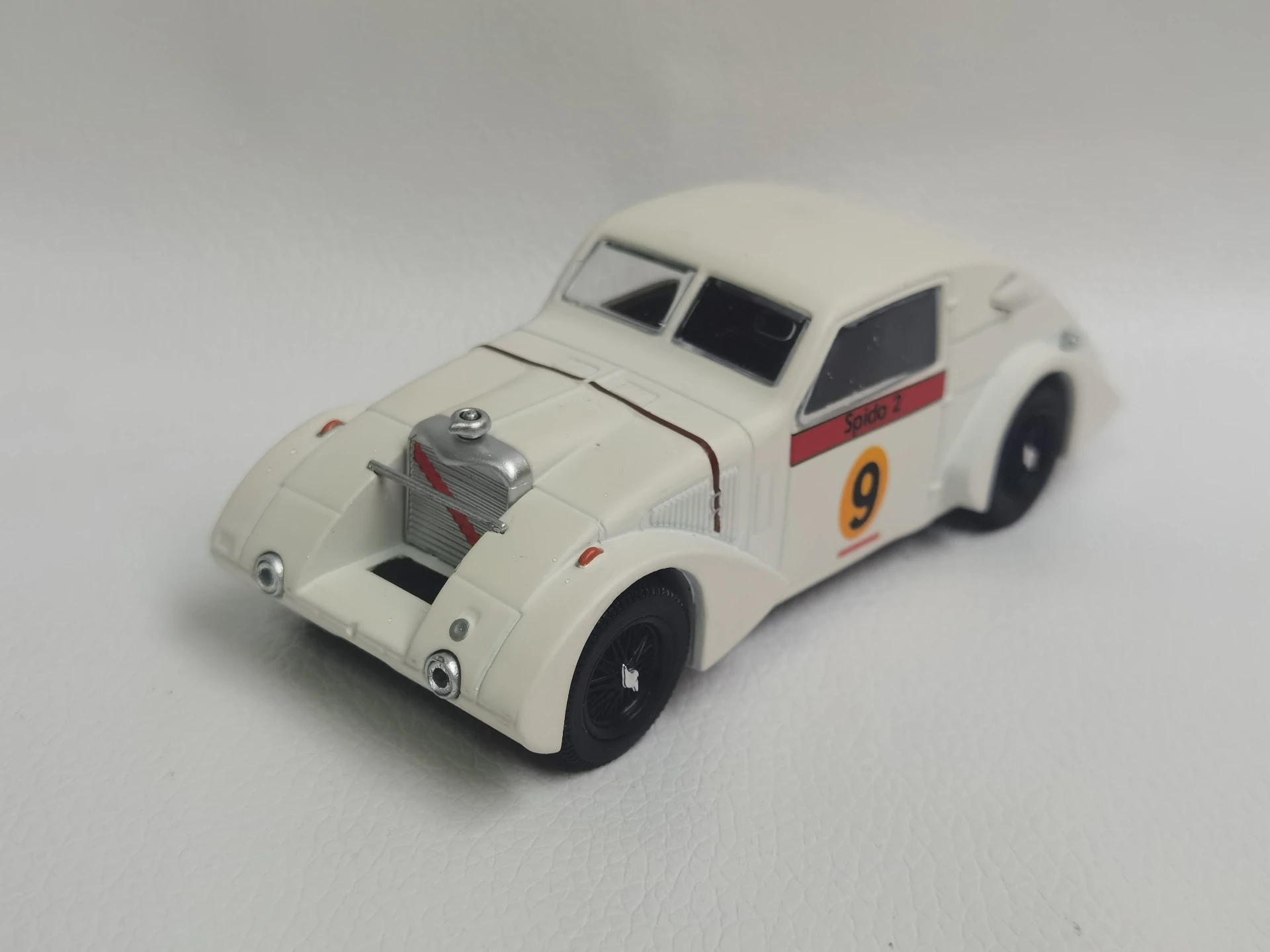 Литой под давлением IXO масштаб 1/43 CITROEN ROSALIE SPIDO модель автомобиля из сплава Коллекционная игрушка в подарок сувенир дисплей орнамент
Литой под давлением IXO масштаб 1/43 CITROEN ROSALIE SPIDO модель автомобиля из сплава Коллекционная игрушка в подарок сувенир дисплей орнамент