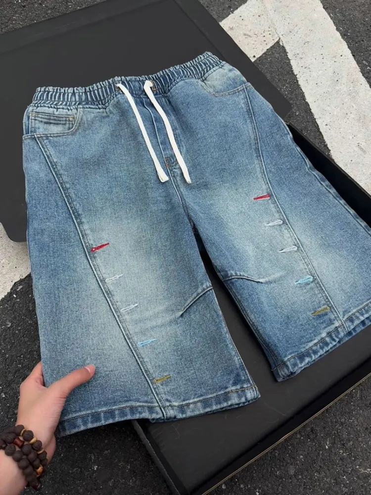 Blue Deconstructed Slant Cut Embroidered Denim Shorts Men's Summer American Retro Washed Wide Leg Workwear Four Five Split Pants
Blue Deconstructed Slant Cut Embroidered Denim Shorts Men's Summer American Retro Washed Wide Leg Workwear Four Five Split Pants