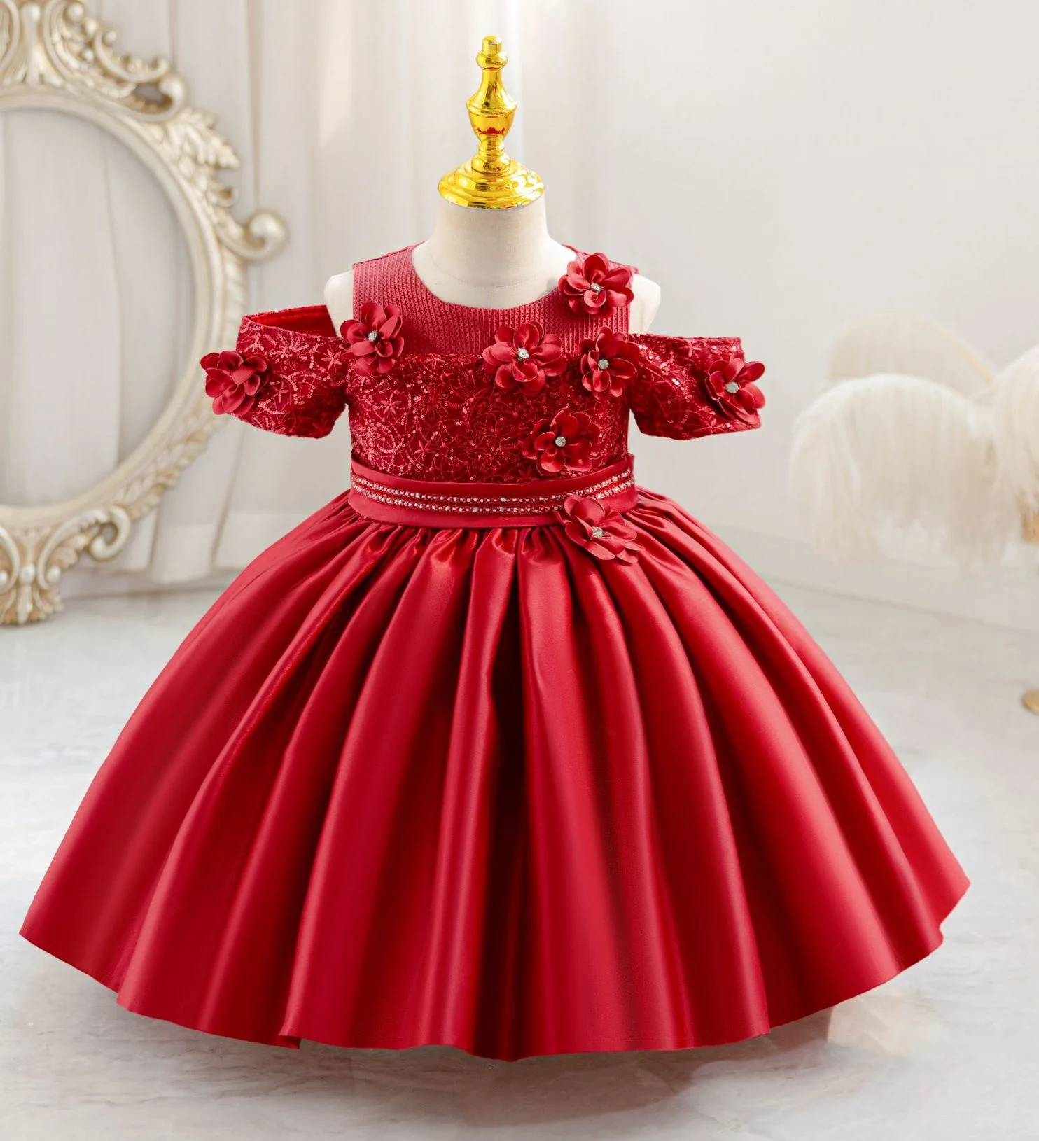 Атласное свадебное платье с цветочным узором для девочек, праздничное платье для первого дня рождения, детское платье с блестящими лепестками, торжественное рождественское платье для маленьких девочек
Атласное свадебное платье с цветочным узором для девочек, праздничное платье для первого дня рождения, детское платье с блестящими лепестками, торжественное рождественское платье для маленьких девочек