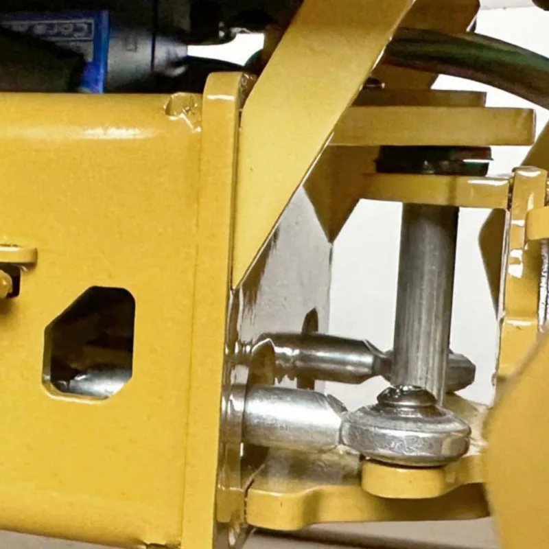 Toys JZM 1/12 Metal RC Road Roller CS11 Remote Control Engineering Vehicles Painted Assembled Trucks Light System Model Toy
Toys JZM 1/12 Metal RC Road Roller CS11 Remote Control Engineering Vehicles Painted Assembled Trucks Light System Model Toy