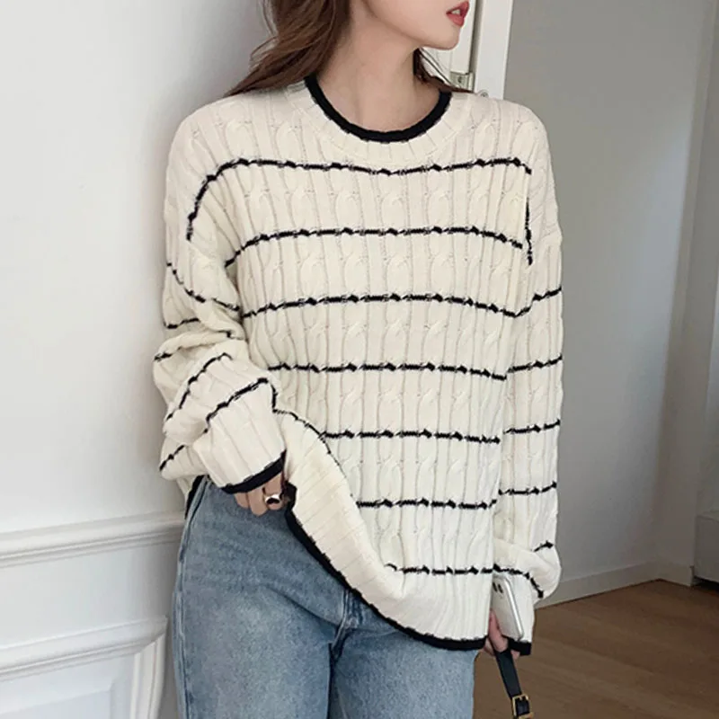 Модный вязаный свитер с длинными рукавами в полоску, женский пуловер, повседневный вязаный свитер с круглым вырезом, женские топы, свитер женский Q2899
Модный вязаный свитер с длинными рукавами в полоску, женский пуловер, повседневный вязаный свитер с круглым вырезом, женские топы, свитер женский Q2899