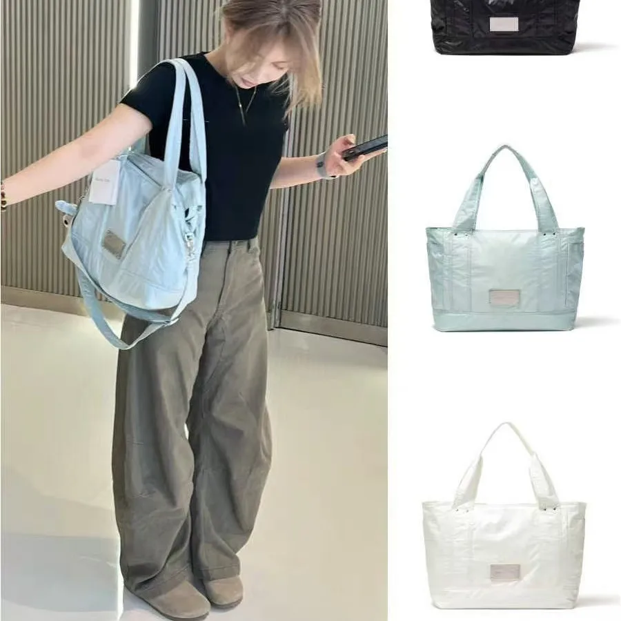 【South Korea-Ma】Fashion Nylon Shoulder Bag Large Capacity Multi-pocket Commute Bag Lightweight Crossbody Bag For Women
【South Korea-Ma】Fashion Nylon Shoulder Bag Large Capacity Multi-pocket Commute Bag Lightweight Crossbody Bag For Women