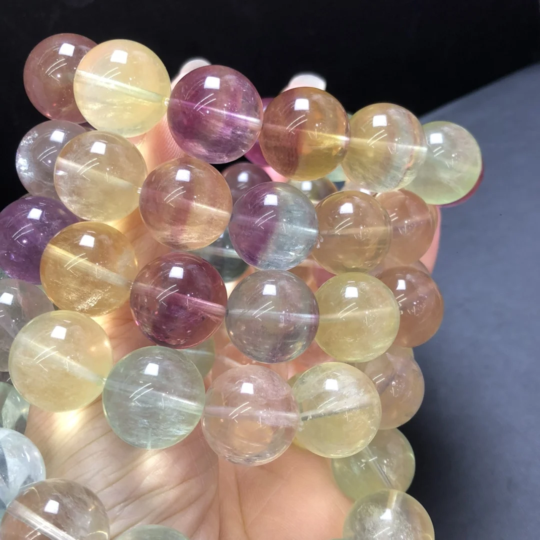 1 шт. Fengbaowu красочный флюоритовый браслет 16-18 мм круглые бусины Рейки целебный камень ювелирные изделия подарок для женщин мужчин
1 шт. Fengbaowu красочный флюоритовый браслет 16-18 мм круглые бусины Рейки целебный камень ювелирные изделия подарок для женщин мужчин